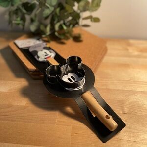 NIP Disney Mickey Mouse Silicone Spatula and Cookie Cutter Set